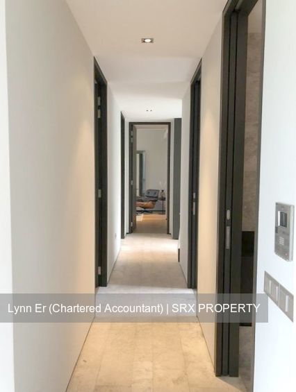 OUE Twin Peaks (D9), Condominium #210430771